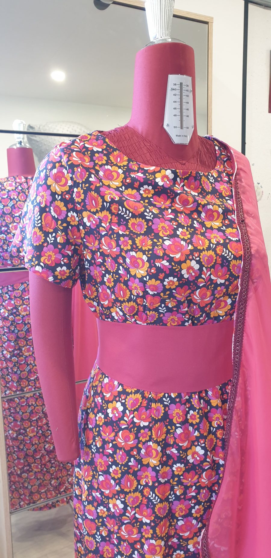 Une robe unique pour une cliente spéciale : l’histoire de sa création ...